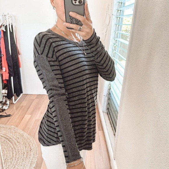 Michael Stars Striped Thermal Henley Size Small - Picture 1 of 10
